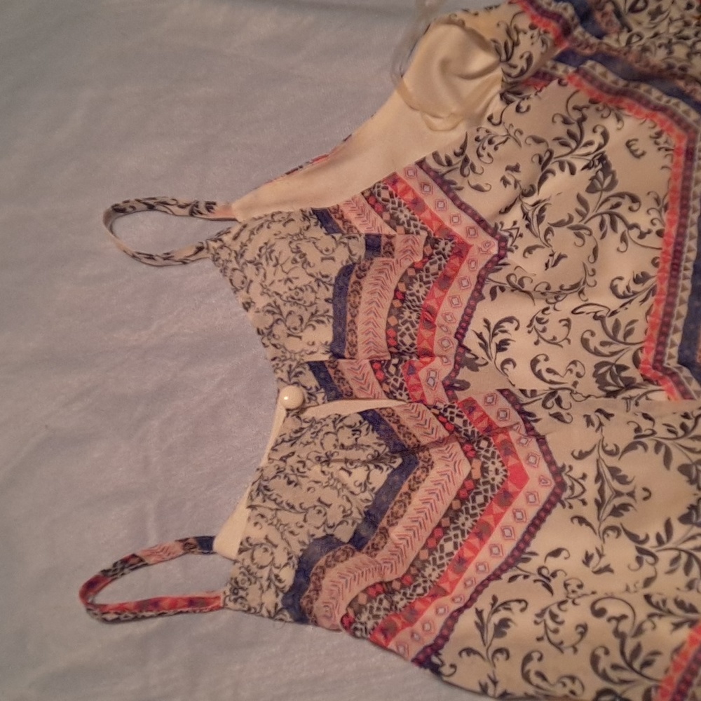 Dress - Picture 3 of 4